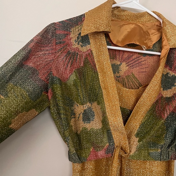 Sheer 70’s Vintage Gold Floral 2-piece Dress - Picture 9 of 12